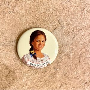 1997 Meet Josefina American Girl Doll Metal Pin